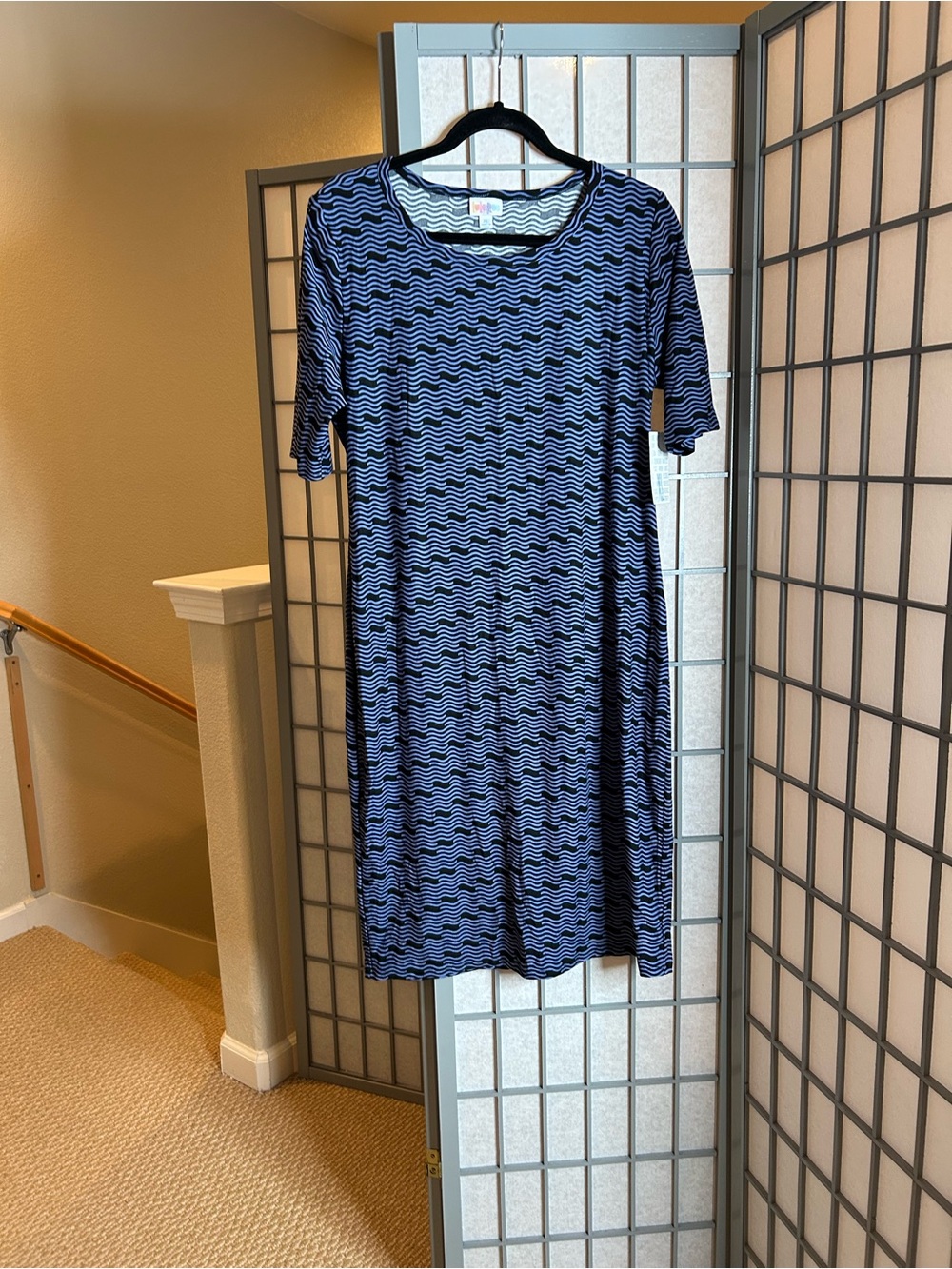 NWT LuLaRoe Julia Blue Wave-Pattern Midi Tee Dress